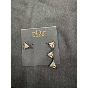 Noir earrings